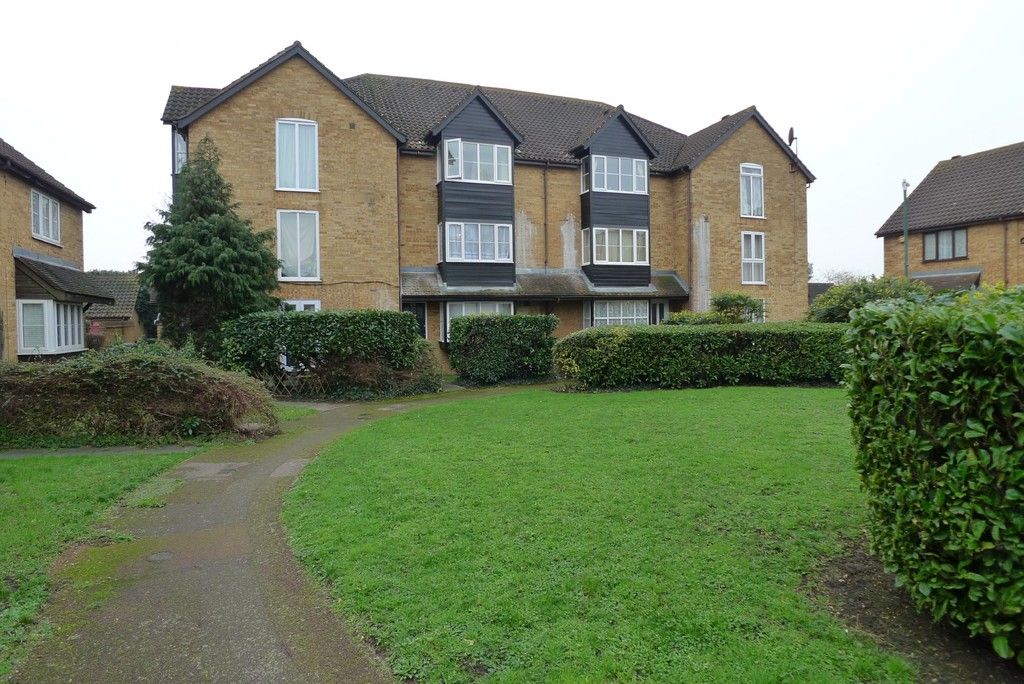 Flat to rent in Knights Manor Way, Dartford, DA1, DA1