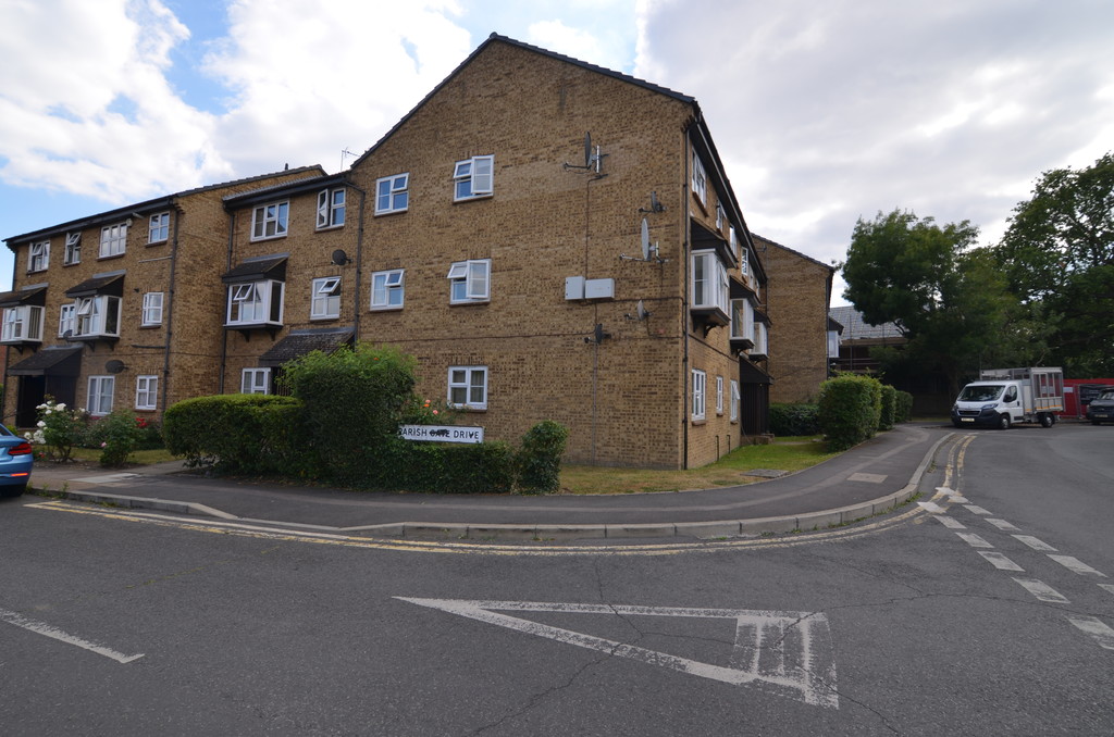 1 bed flat to rent in Parish Gate Drive, Sidcup, DA15  - Property Image 1