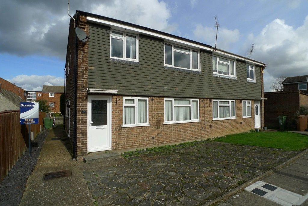2 bed flat to rent in Gresswell Close, Sidcup, DA14, DA14