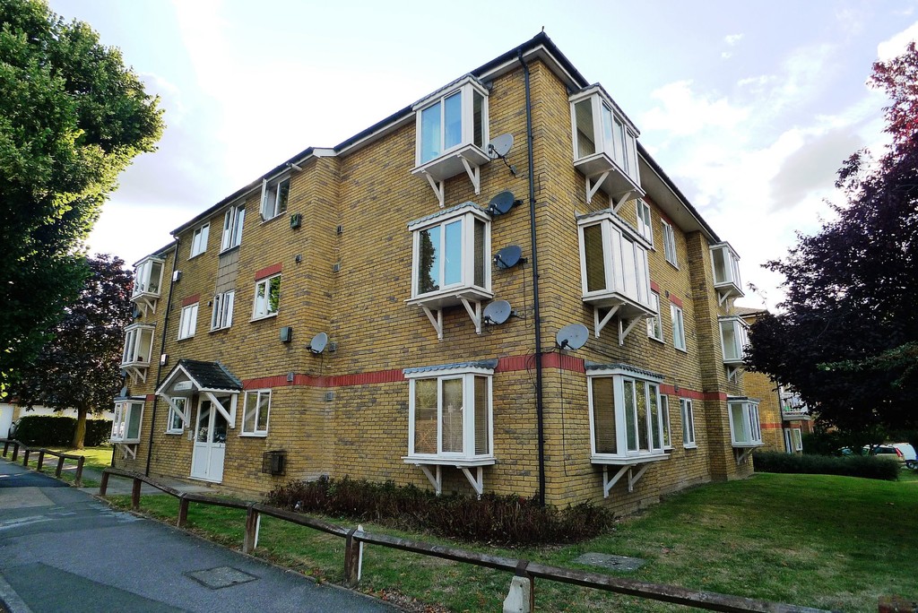 1 bed flat to rent in St Johns Road, Sidcup, DA14 1