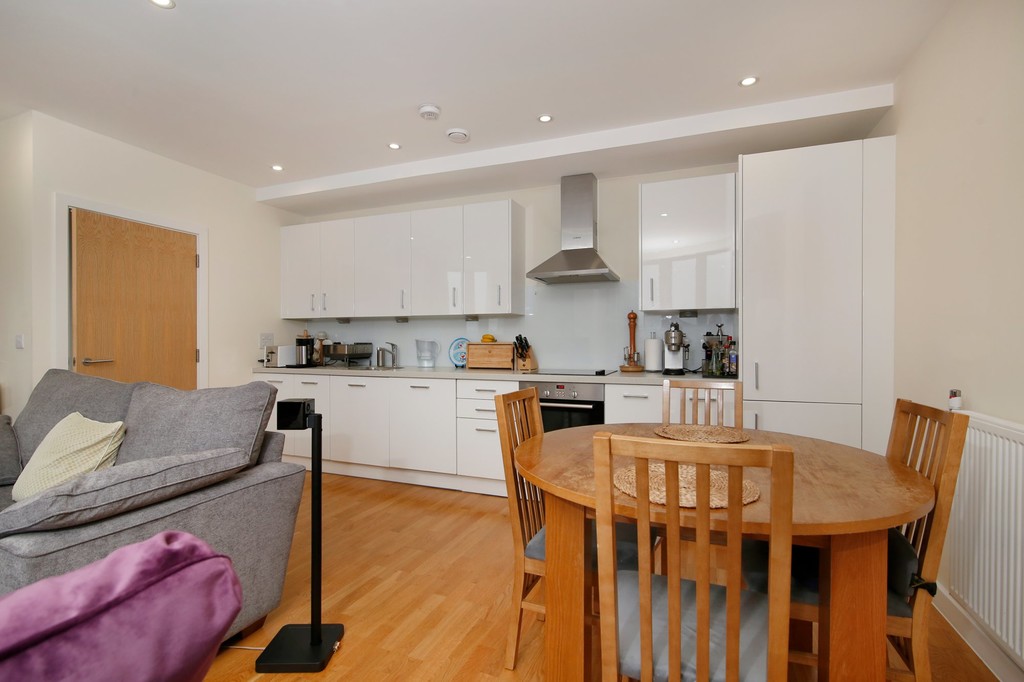 2 bed flat for sale in Station Road, Sidcup, DA15  - Property Image 3