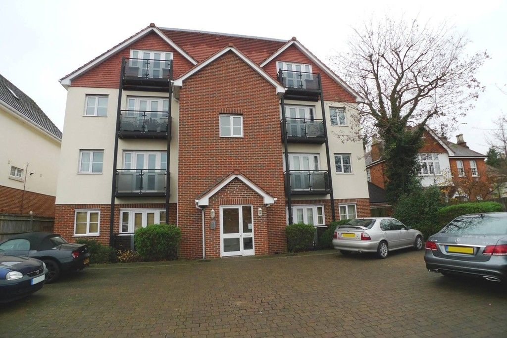 2 bed flat to rent in Plaistow Lane, Bromley, BR1, BR1