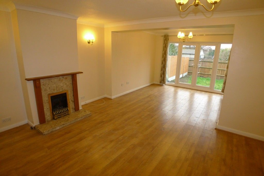 4 bed house to rent in Hollies Avenue, Sidcup, DA15 2