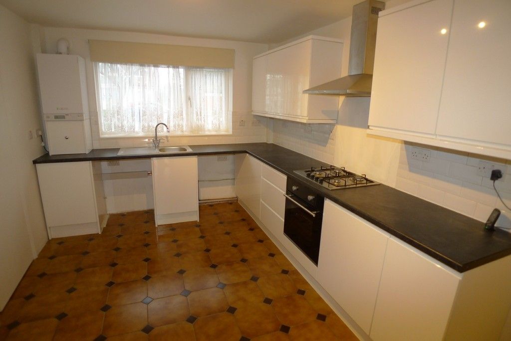 4 bed house to rent in Hollies Avenue, Sidcup, DA15 3