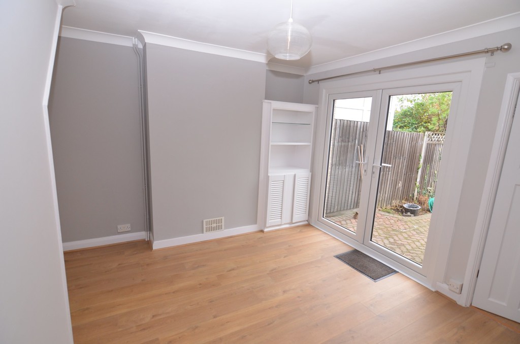 3 bed house to rent in Valentine Avenue, Bexley, DA5  - Property Image 3