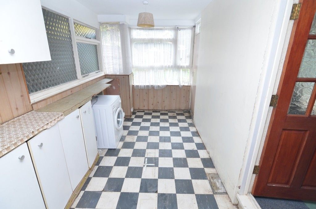 3 bed house for sale in Maiden Erlegh Avenue, Bexley, DA5  - Property Image 9