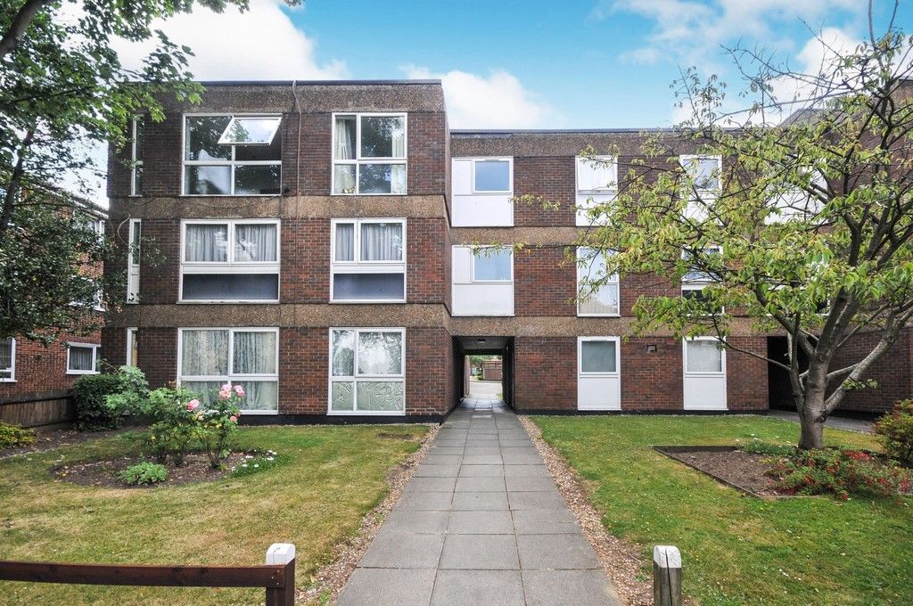 2 bed flat for sale in Longlands Road, Sidcup, DA15, DA15