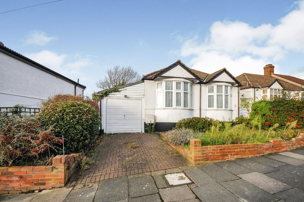 2 bed bungalow for sale in Mainridge Road, Chislehurst, BR7, BR7
