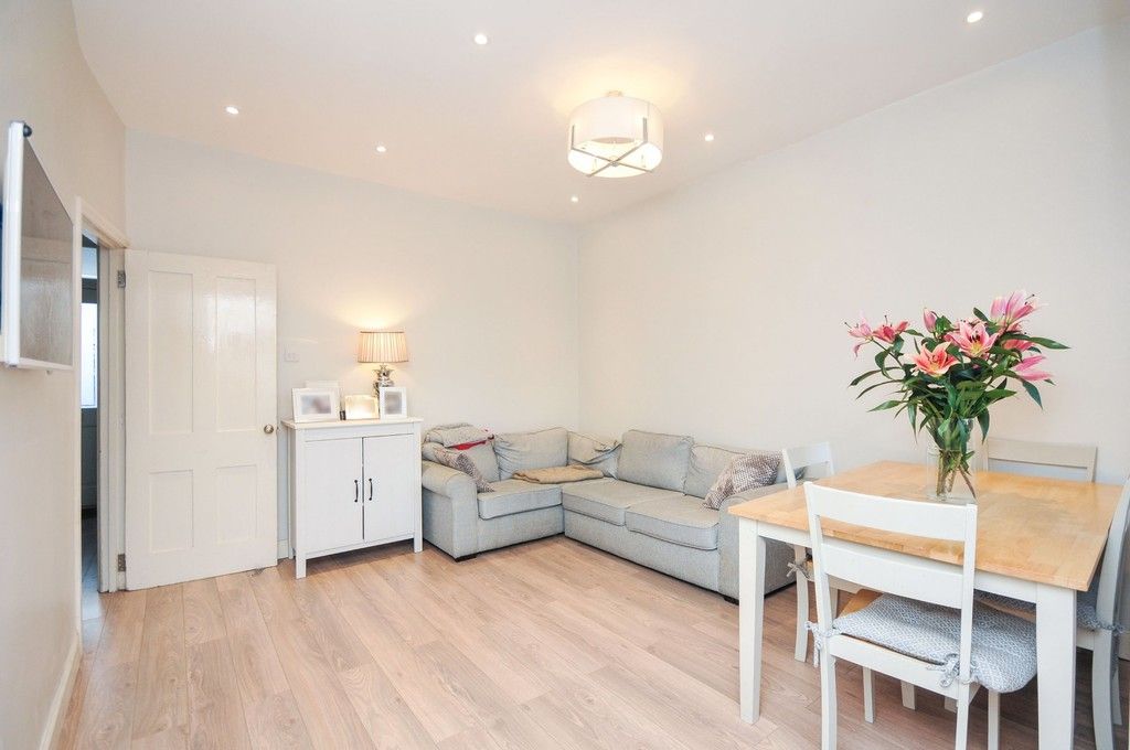 3 bed house for sale in Cambridge Road, Sidcup, DA14  - Property Image 4