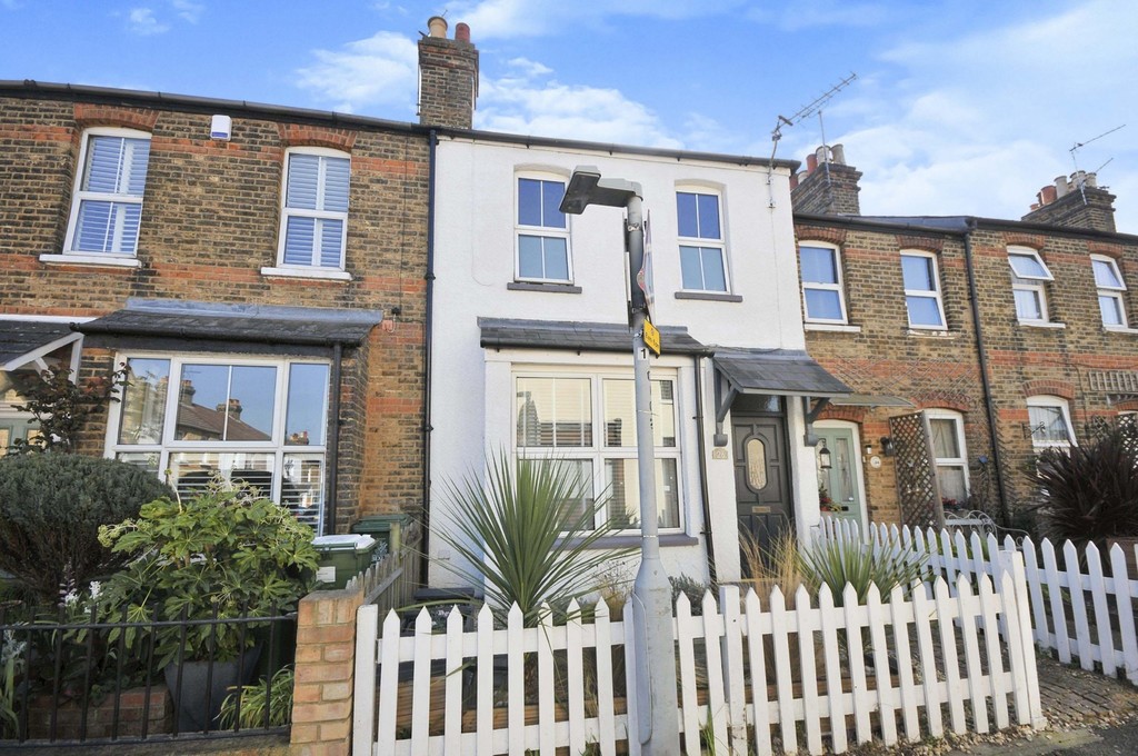 2 bed house for sale in Woodside Road, Sidcup, DA15  - Property Image 1