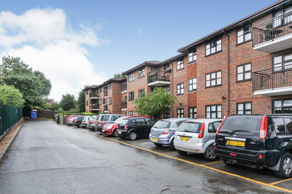 2 bed flat for sale in Hatherley Crescent, Sidcup, DA14  - Property Image 14