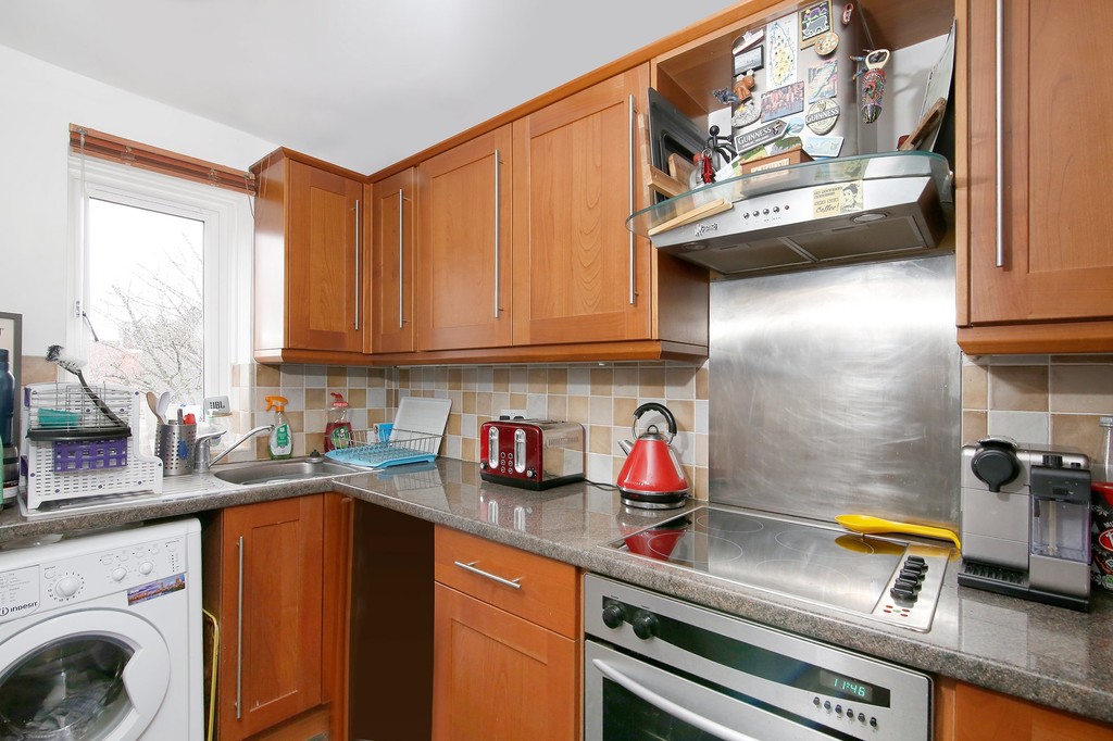 1 bed flat for sale in Longlands Road, Sidcup, DA15  - Property Image 3