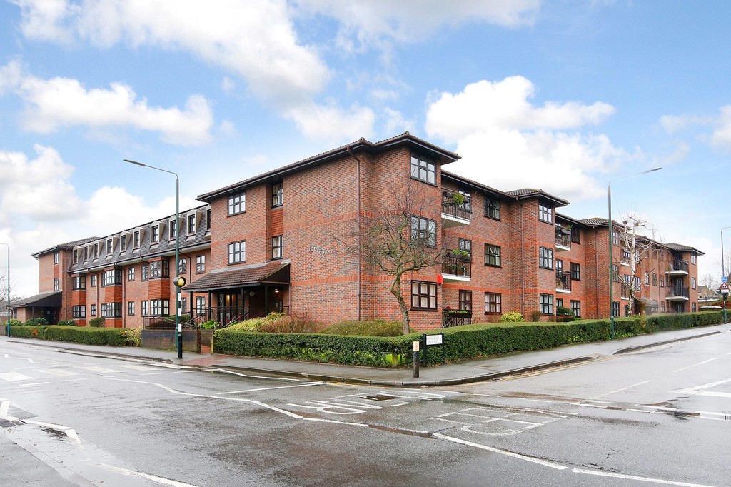 1 bed flat for sale in Hatherley Crescent, Sidcup, DA14 - Property Image 1