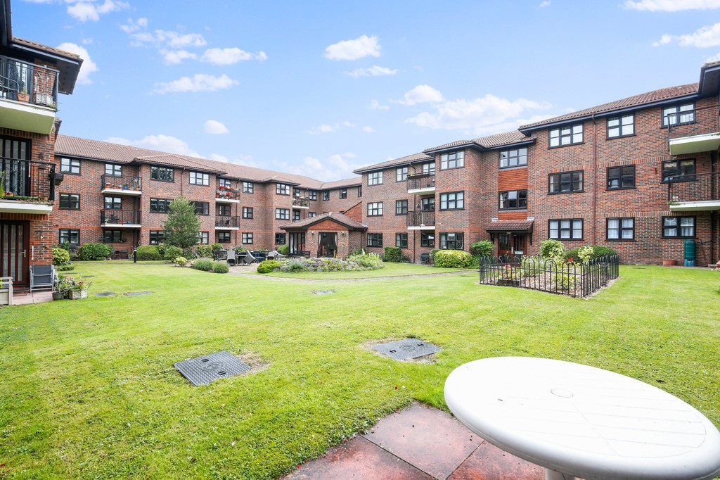 1 bed flat for sale in Hatherley Crescent, Sidcup, DA14  - Property Image 10