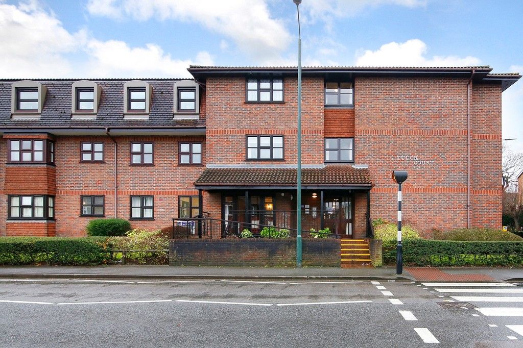 2 bed flat for sale in Hatherley Crescent, Sidcup, DA14, DA14