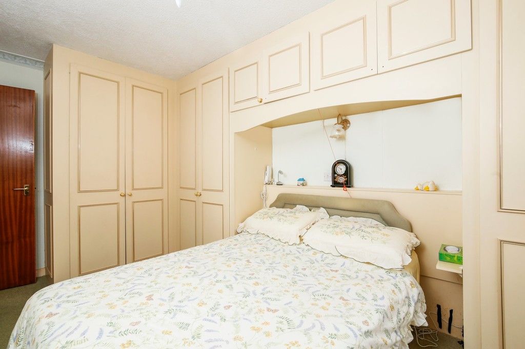 2 bed flat for sale in Hatherley Crescent, Sidcup, DA14  - Property Image 10