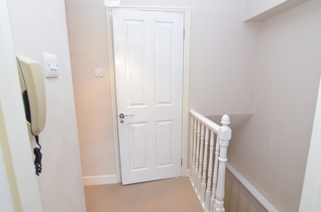 1 bed flat to rent in Manor Road, Sidcup, DA15 6