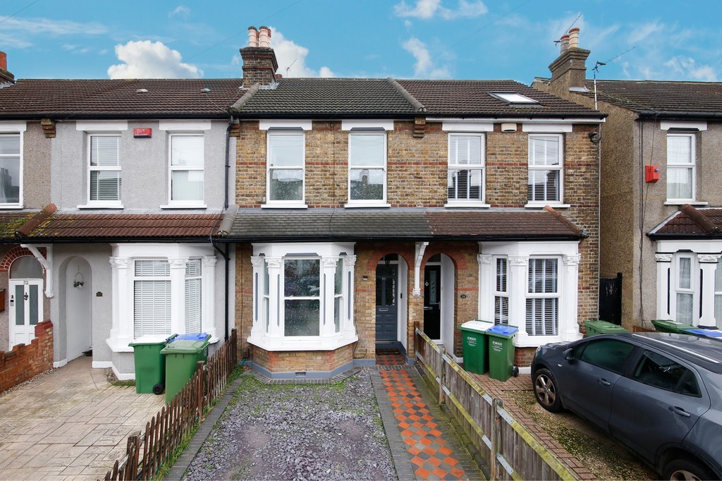 3 bed house for sale in South Gipsy Road, Welling, DA16 - Property Image 1