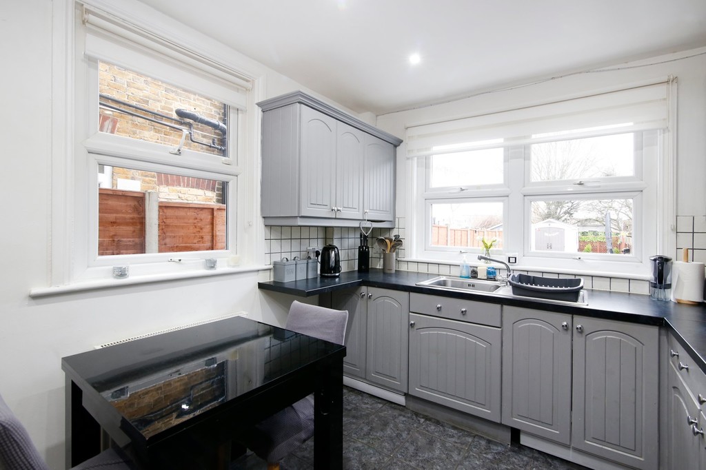 3 bed house for sale in South Gipsy Road, Welling, DA16  - Property Image 11