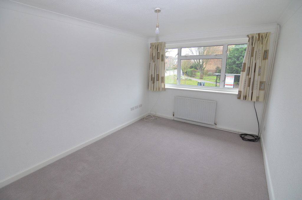 2 bed flat to rent in Hatherley Crescent, Sidcup, DA14 4