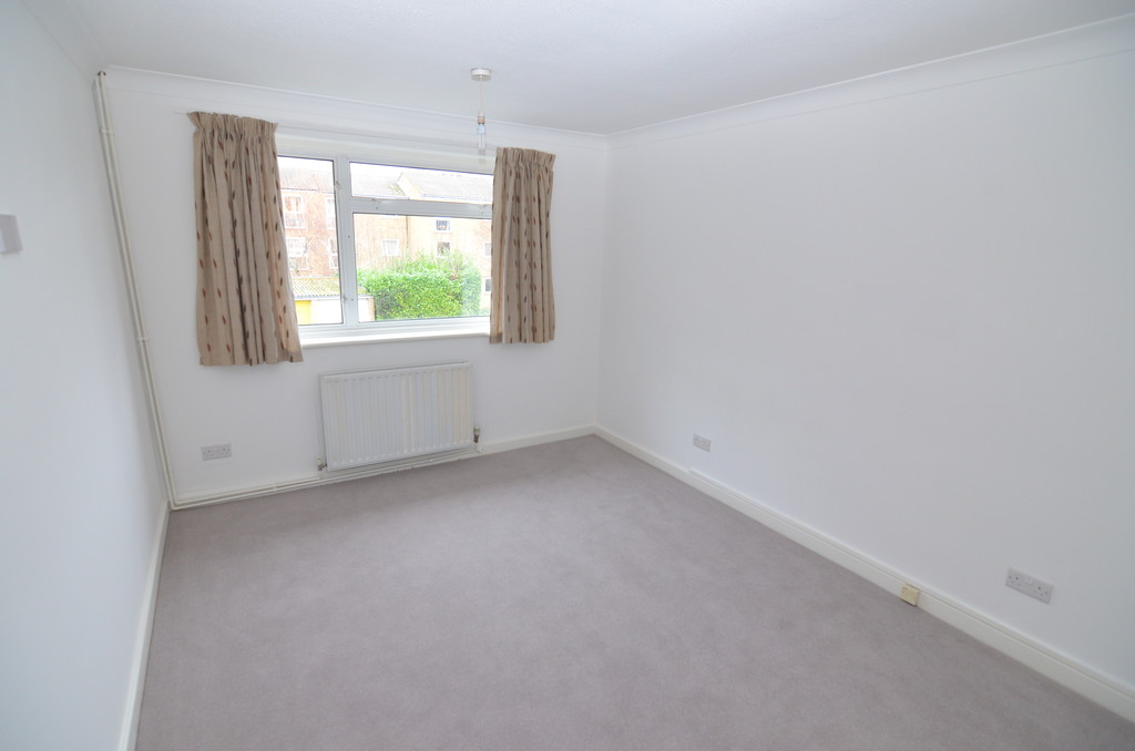 2 bed flat to rent in Hatherley Crescent, Sidcup, DA14 8