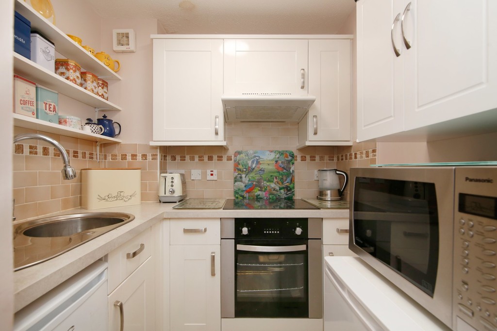 1 bed flat for sale in Hadlow Road, Sidcup, DA14  - Property Image 3