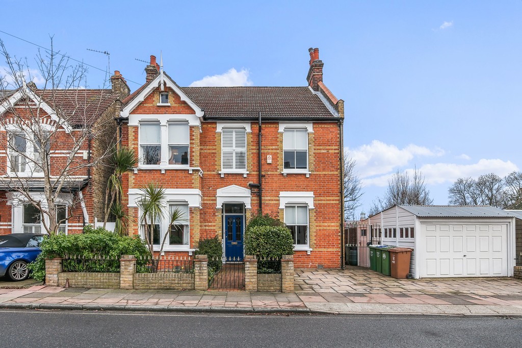 6 bed house for sale in Stanhope Road, Sidcup, DA15  - Property Image 1