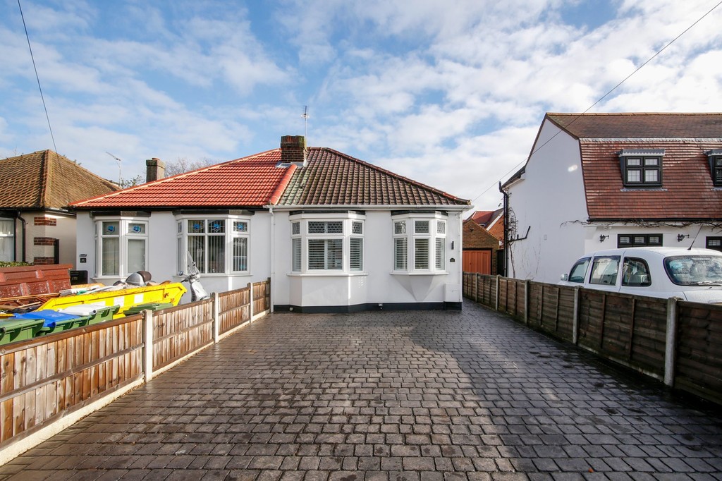2 bed bungalow for sale in Queenswood Road, Sidcup, DA15  - Property Image 16