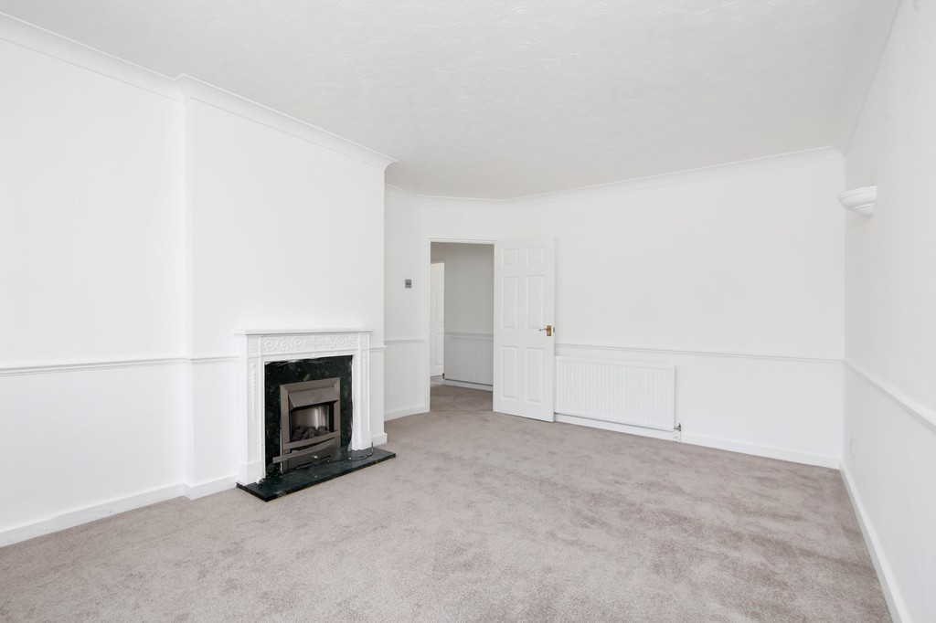 2 bed flat for sale in Colyer Close, New Eltham, SE9  - Property Image 8