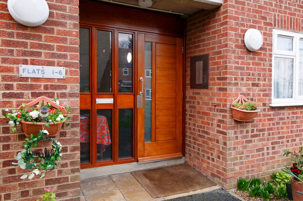 2 bed flat for sale in Taylors Close, Sidcup, DA14  - Property Image 9
