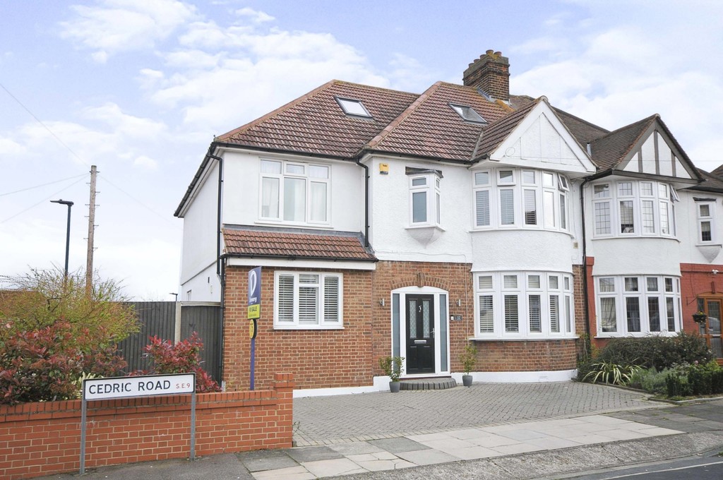 5 bed house for sale in Cedric Road, New Eltham, SE9 - Property Image 1