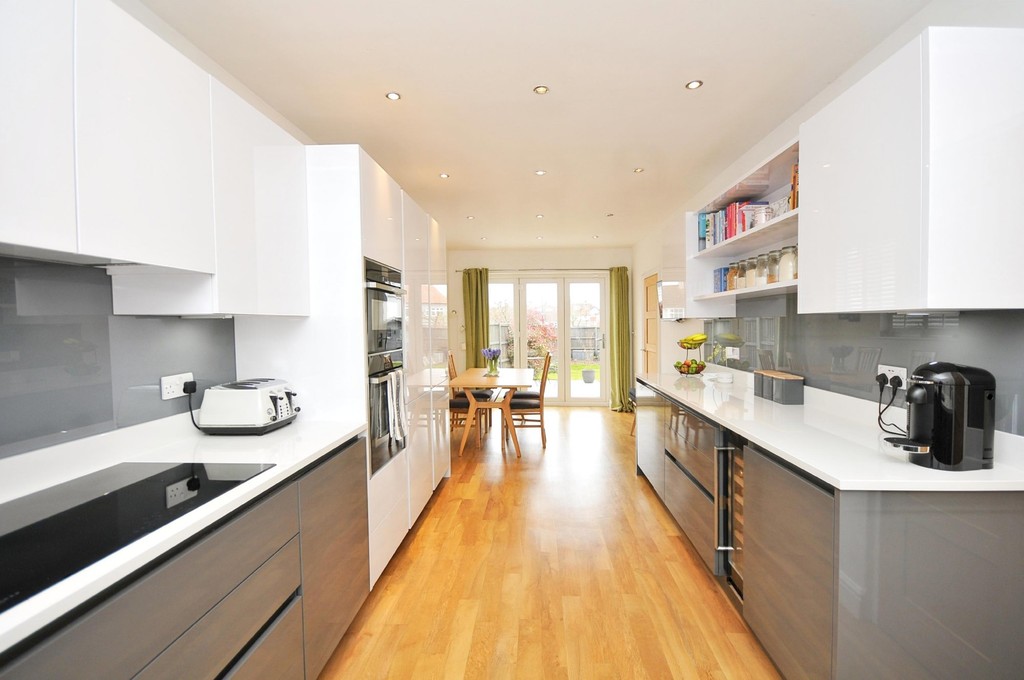 5 bed house for sale in Cedric Road, New Eltham, SE9  - Property Image 12