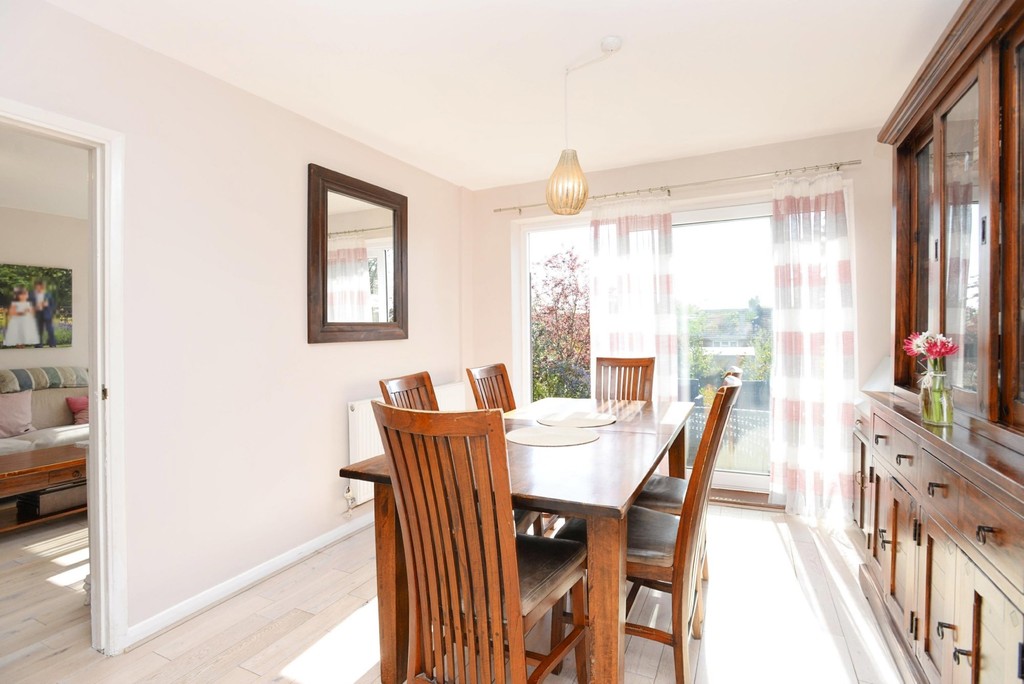 4 bed house for sale in Maylands Drive, Sidcup, DA14  - Property Image 11