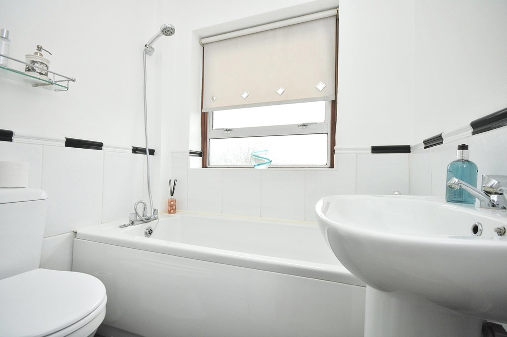 4 bed house for sale in Goodwin Drive, Sidcup, DA14  - Property Image 16