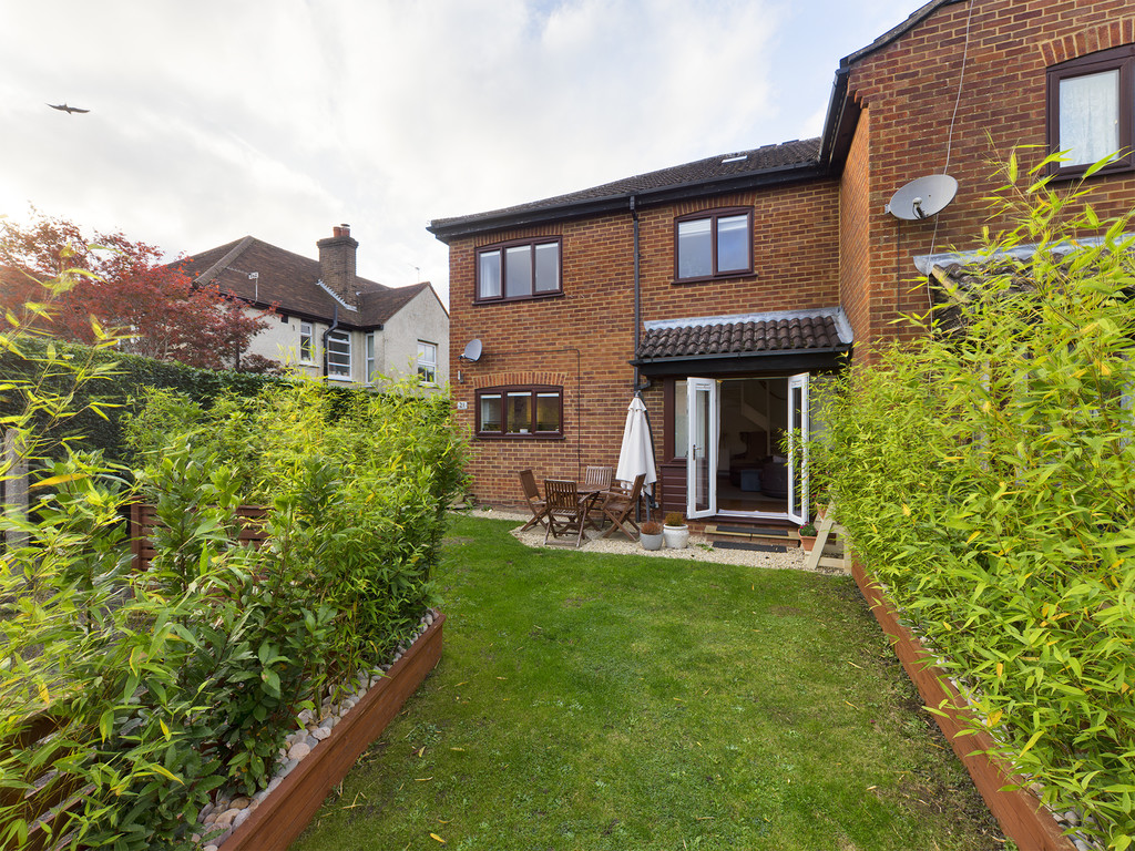 3 bed house for sale in Denewood, High Wycombe, HP13
