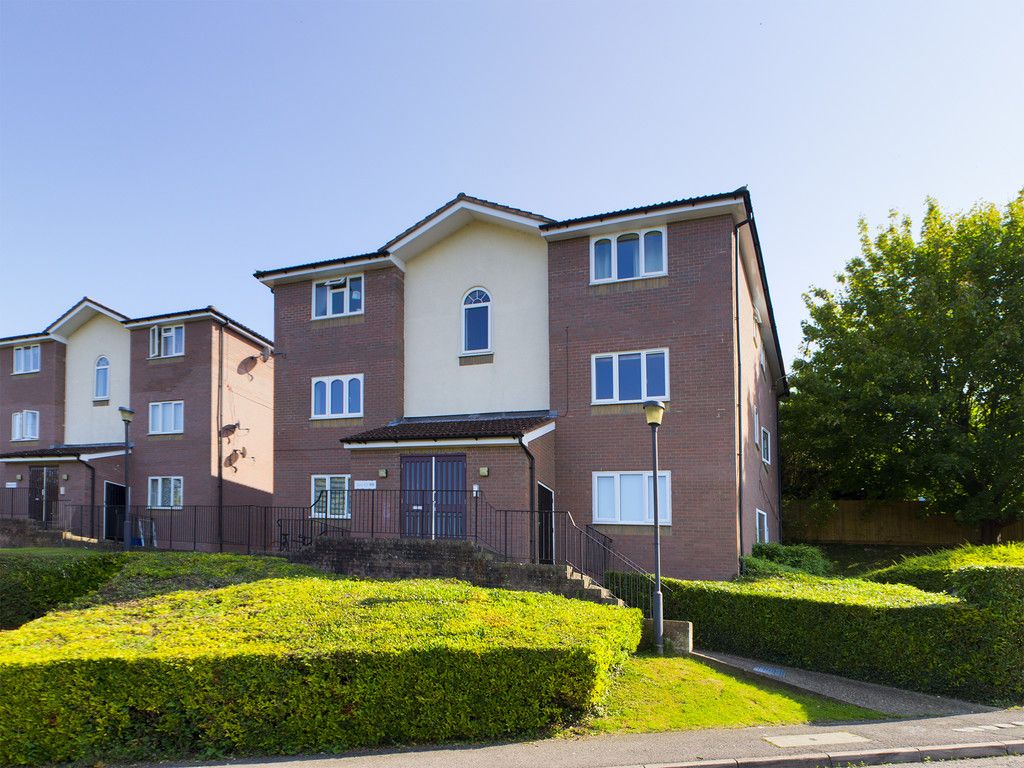 2 bed flat for sale, HP13