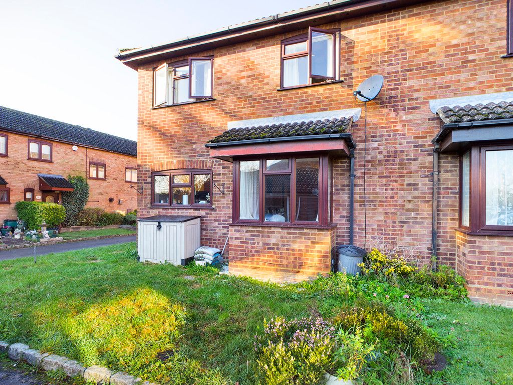 2 bed house for sale in Denewood, Totteridge Road, HP13