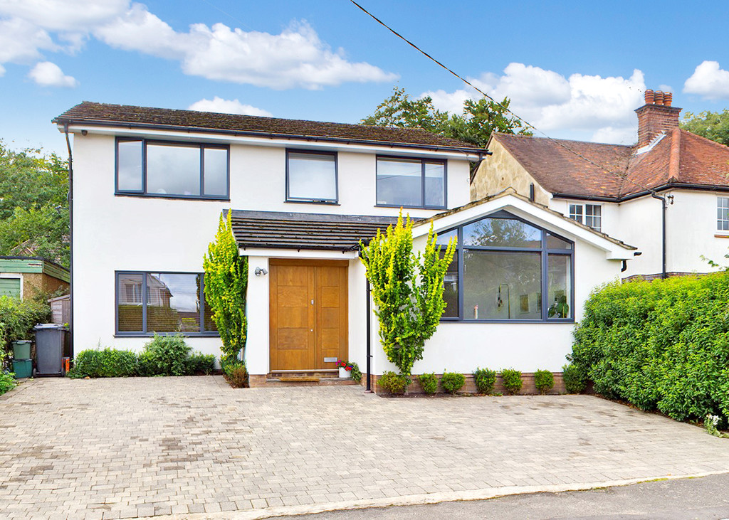 4 bed house for sale in St. Johns Avenue, Penn, High Wycombe, HP10