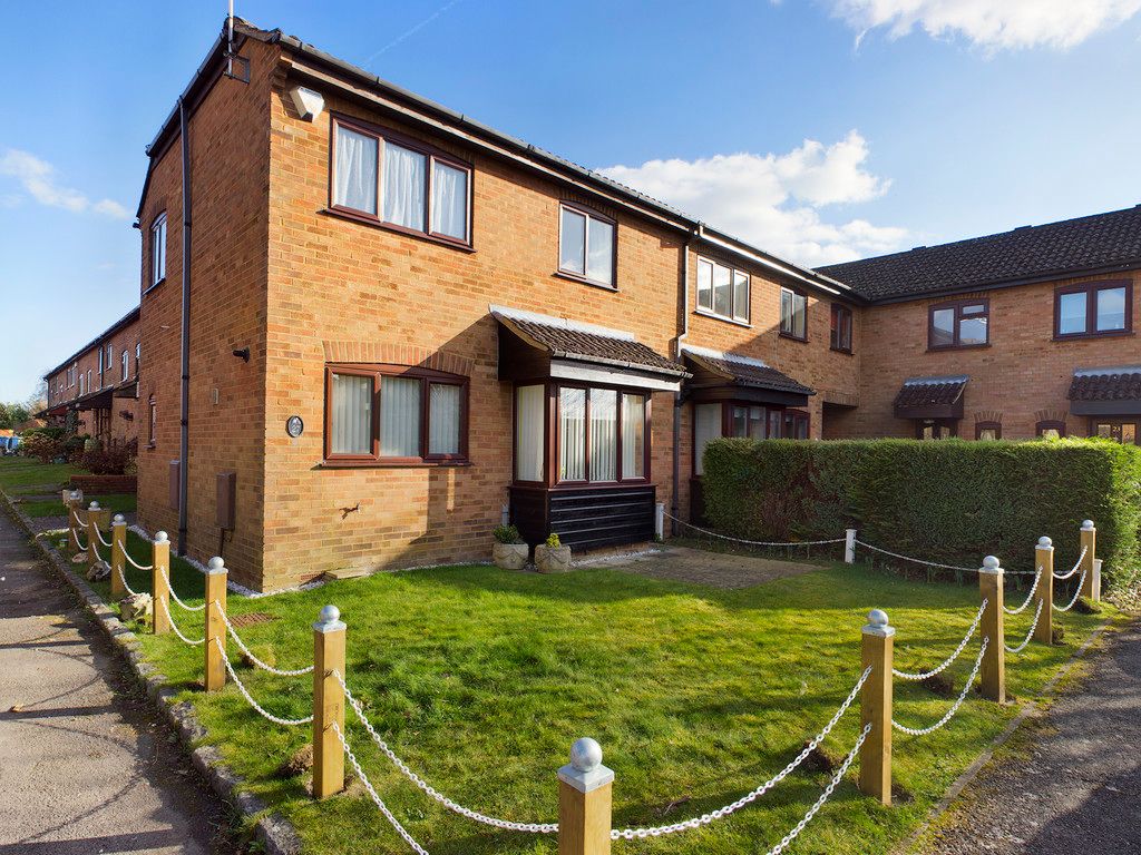 2 bed house to rent, HP13