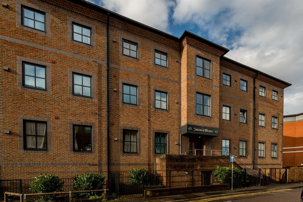 1 bed flat to rent in Mendy Street, High Wycombe, HP11