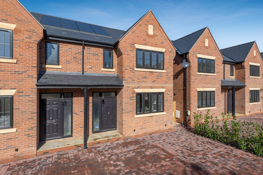 4 bed house for sale in The Coppice, Stokenchurch, HP14