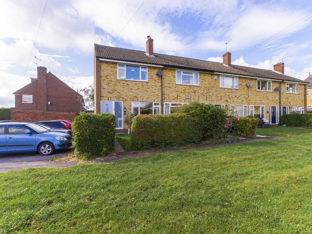 2 bed house for sale, HP15