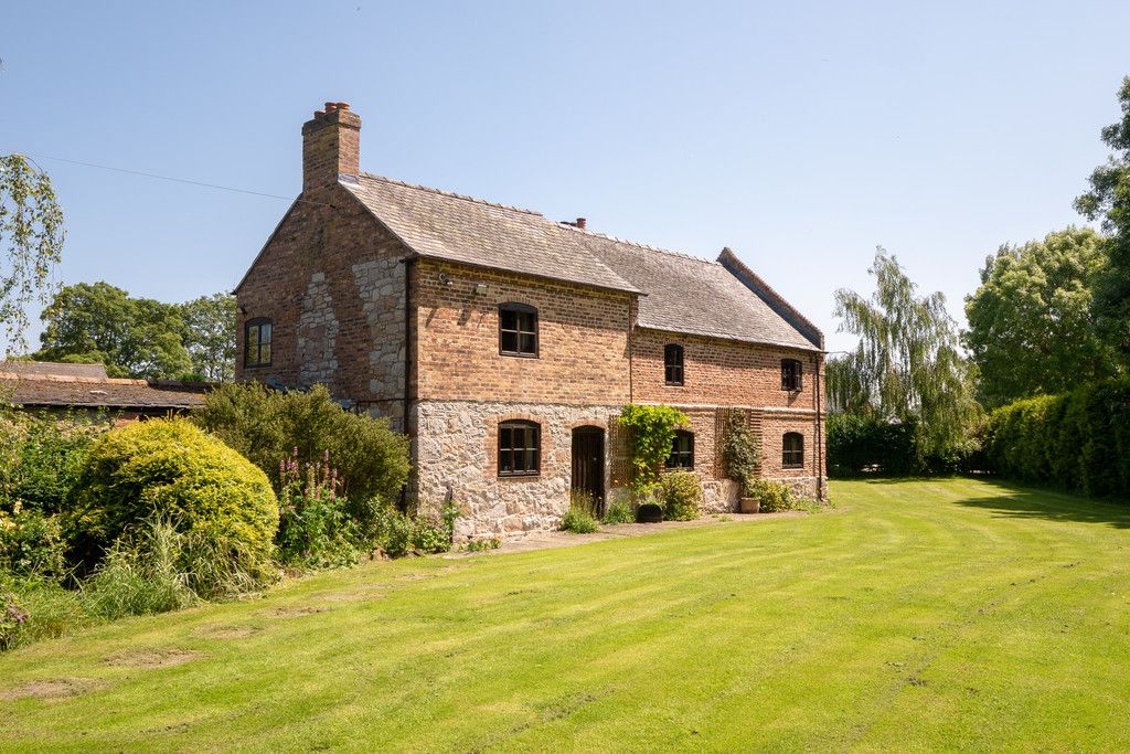 6 bed  for sale in Maesbrook, Oswestry  - Property Image 1