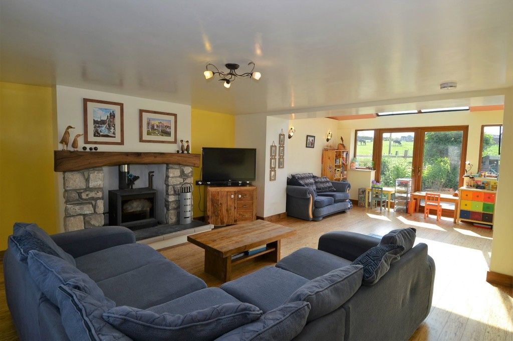 4 bed  for sale in Holywell, Flintshire  - Property Image 6
