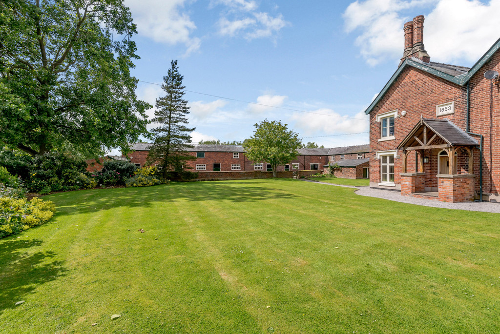 7 bed house for sale in Crumleigh Heath Farm, Cogshall Lane, Little Leigh, Cheshire, CW8  14