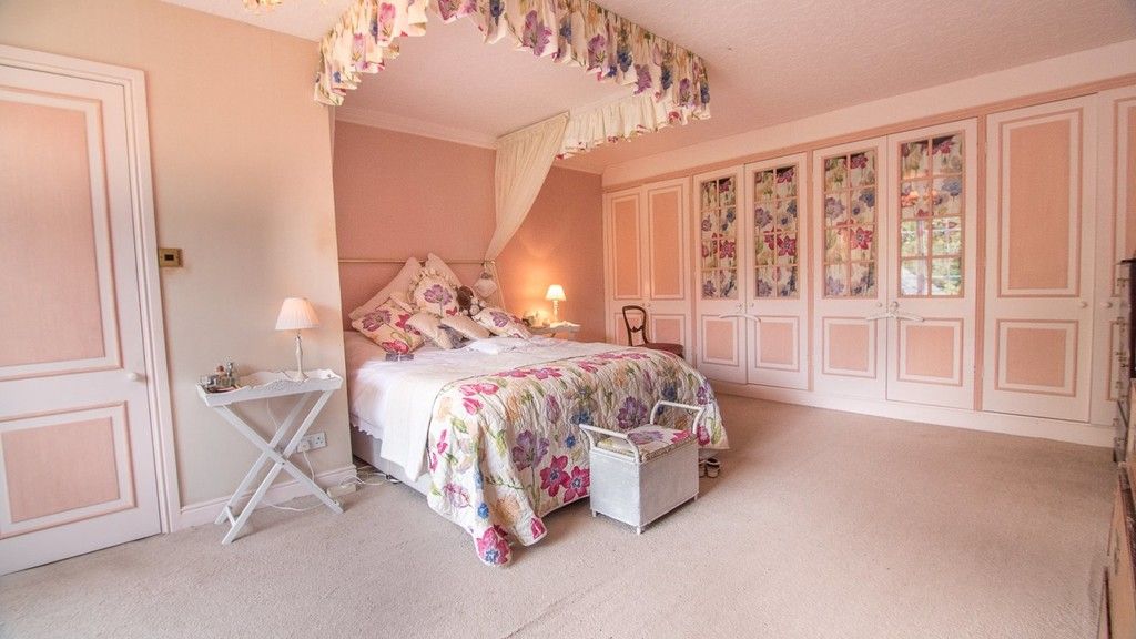 10 bed house for sale in Llanfair Dyffryn Clwyd, Ruthin, Denbighshire  - Property Image 10