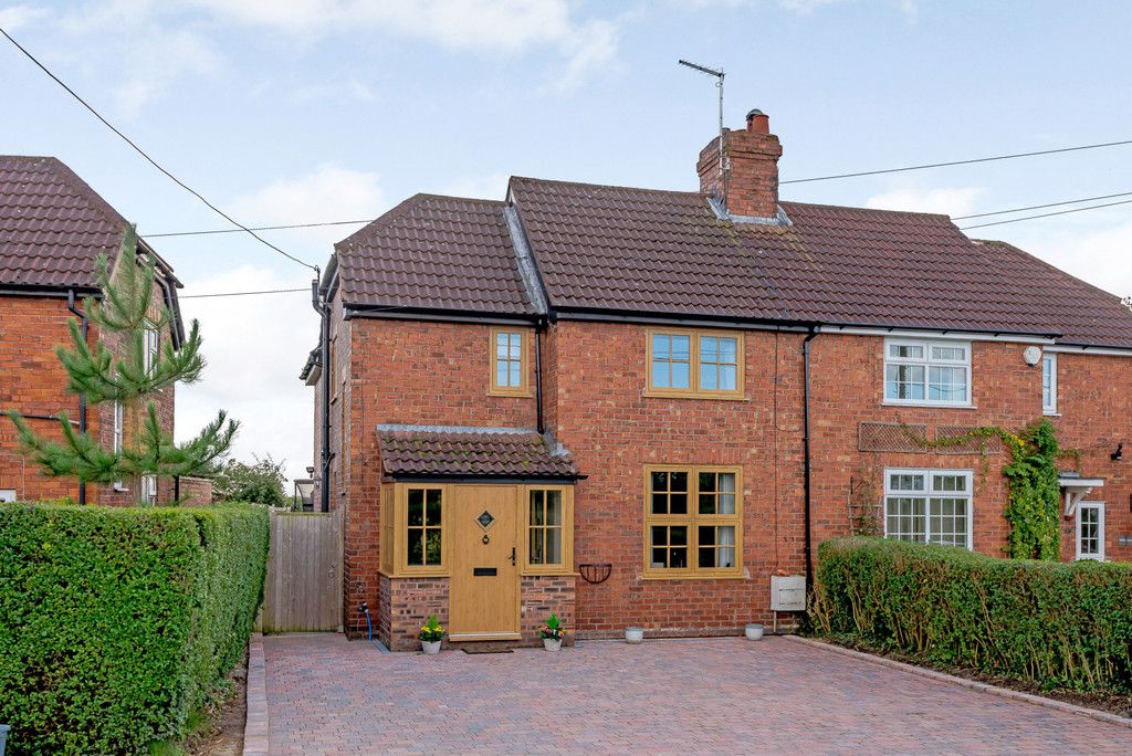3 bed house for sale, CW8