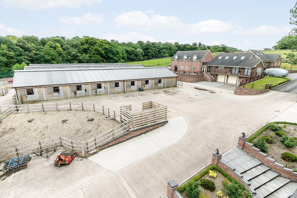3 bed  to rent in Butterton Racing Stables, Newcastle Under Lyme, Staffordshire, ST5 1
