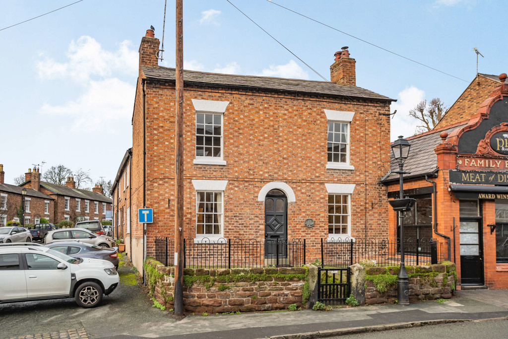 3 bed house for sale in Medway House, High Street, Tattenhall, Cheshire