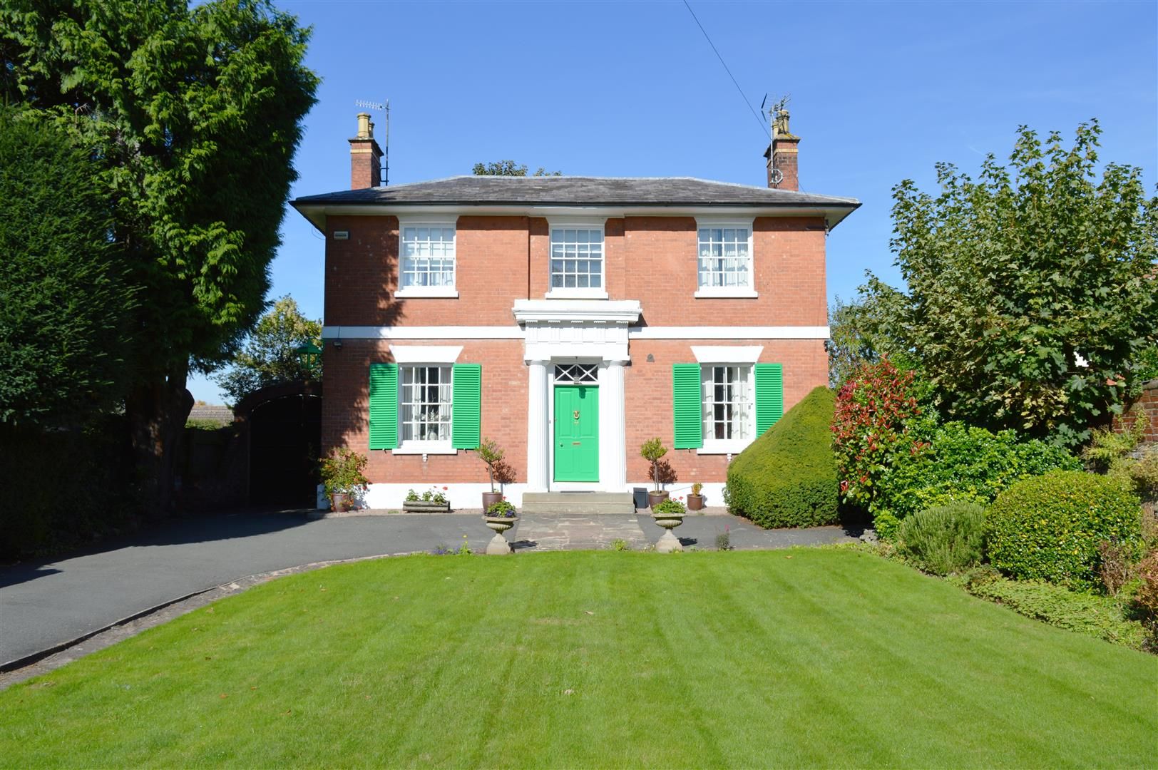 4 bed detached for sale 1